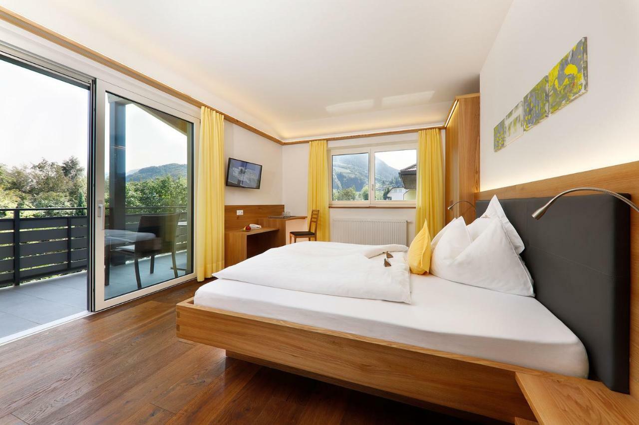 Garni Raffein Hotell Lana Exteriör bild