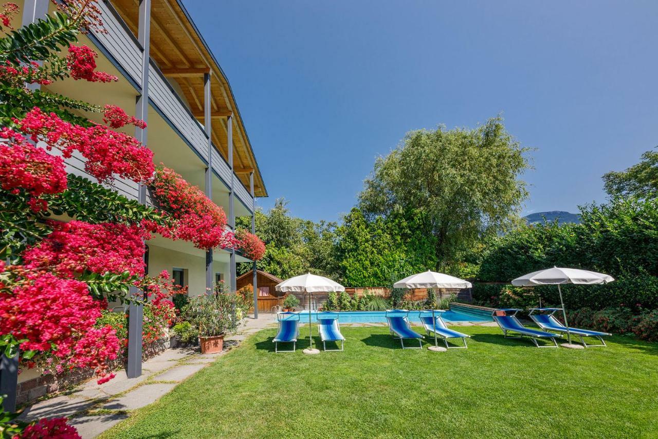Garni Raffein Hotell Lana Exteriör bild